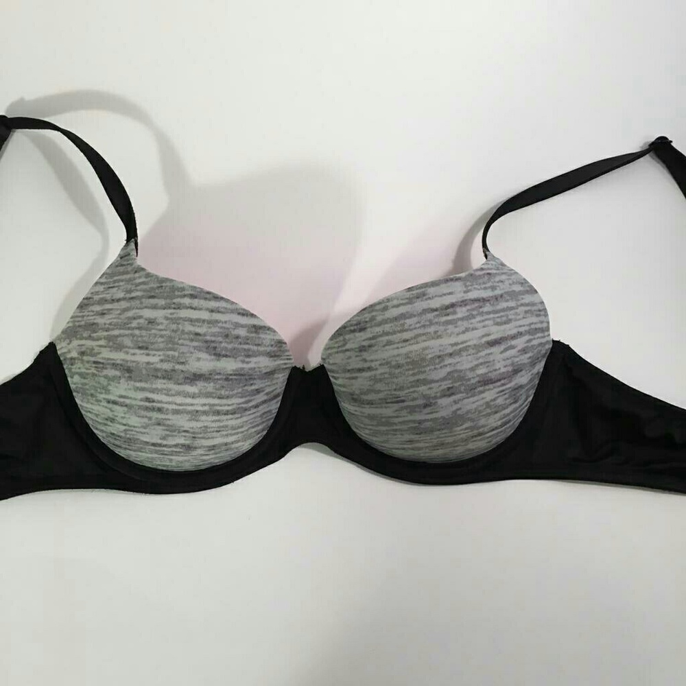 Pink victoria secret bra